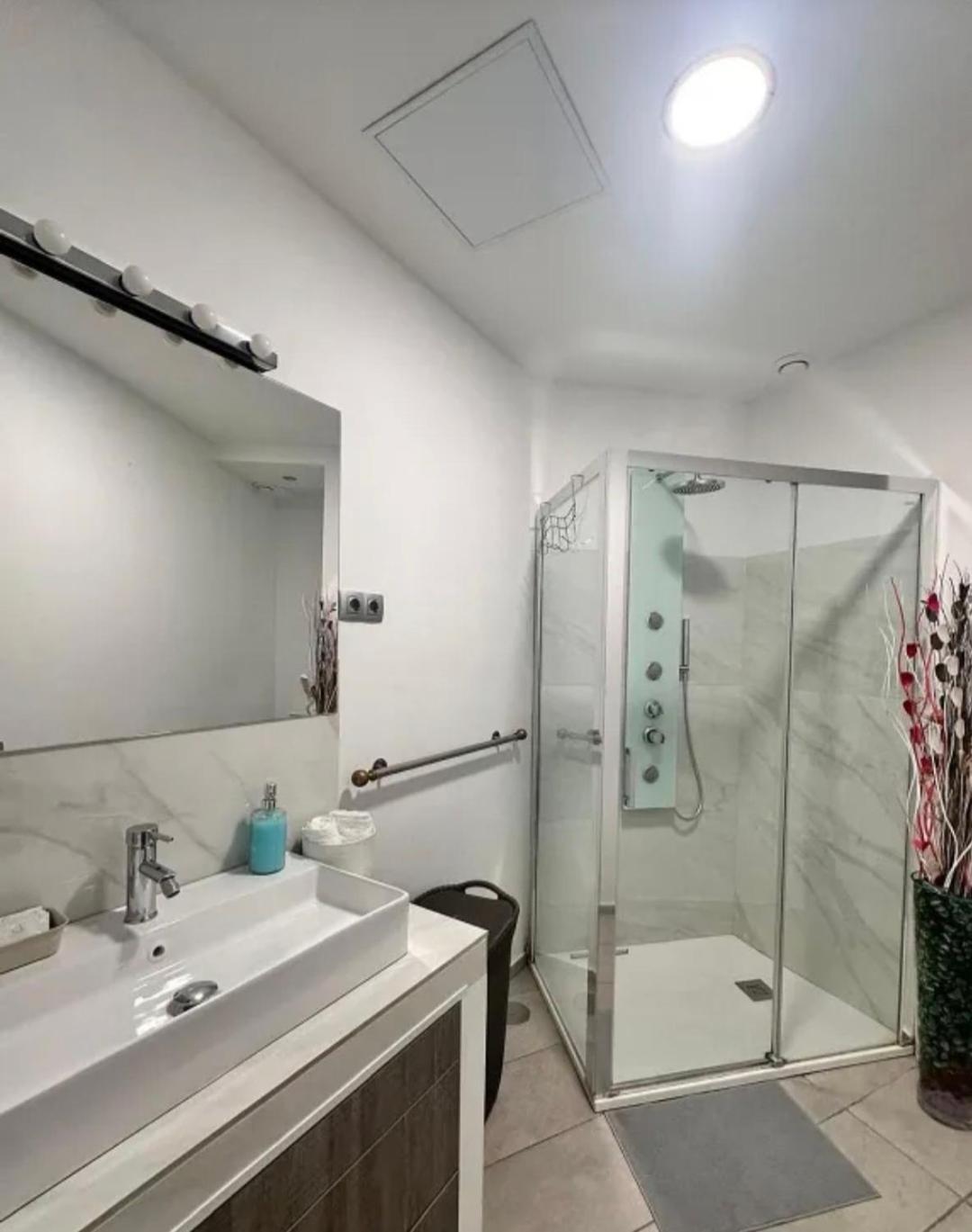Vista Triangular Apartment ลาสปัลมาส เด กรานคานาเรีย ภายนอก รูปภาพ